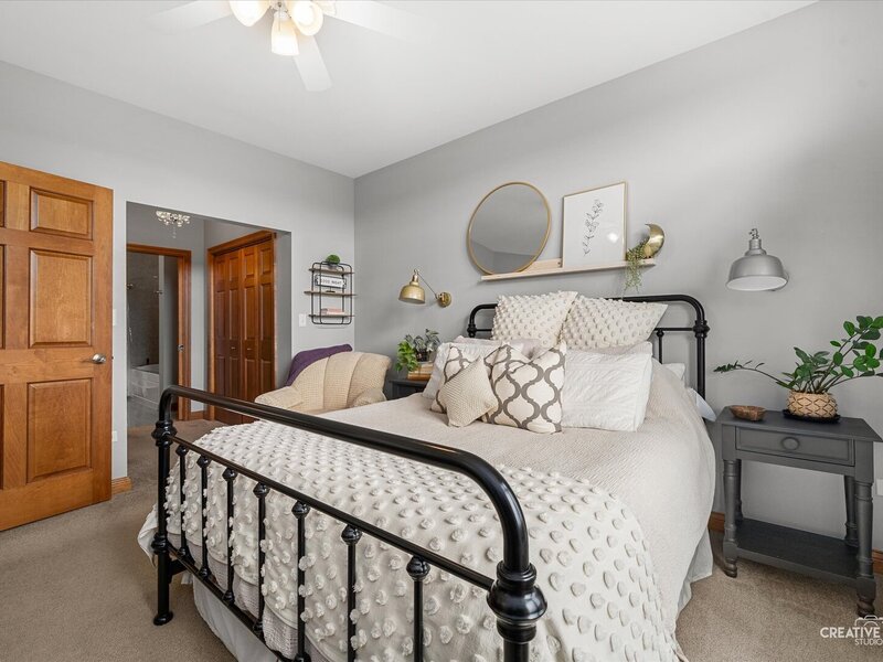 140 S River Street Aurora IL 60506