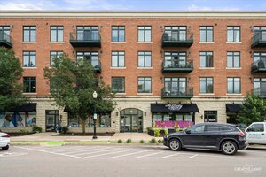 Photo of 140 S River Street Aurora IL 60506 Unit 211
