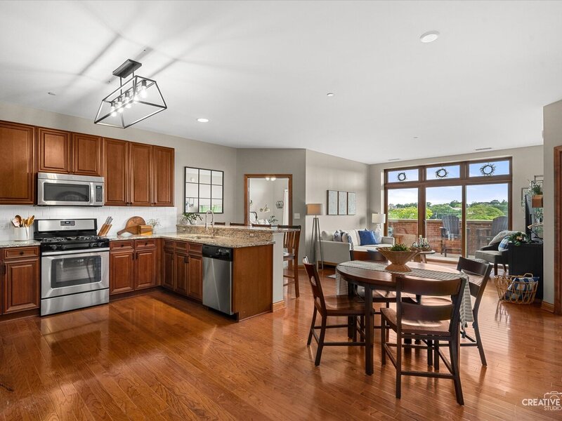 140 S River Street Aurora IL 60506