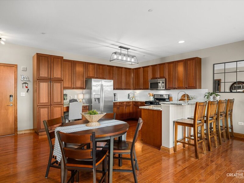 140 S River Street Aurora IL 60506