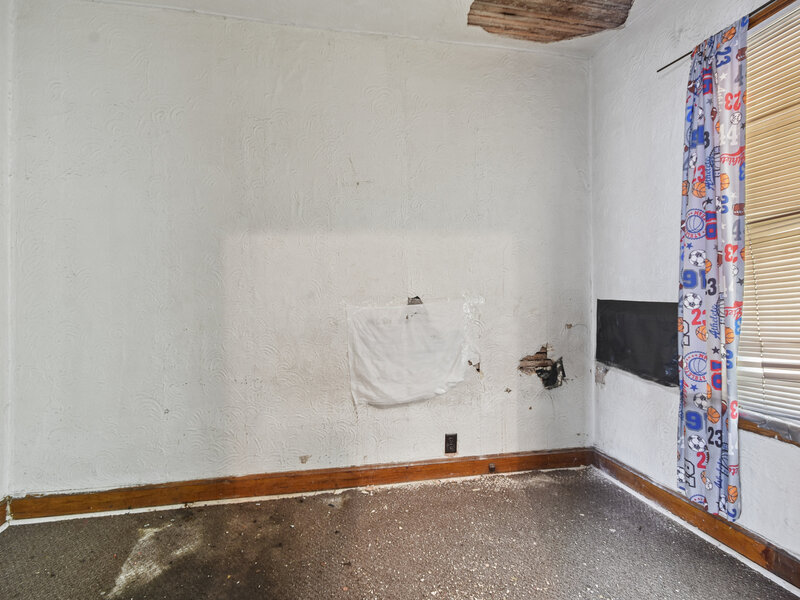 8918 S Woodlawn Avenue Chicago IL 60619