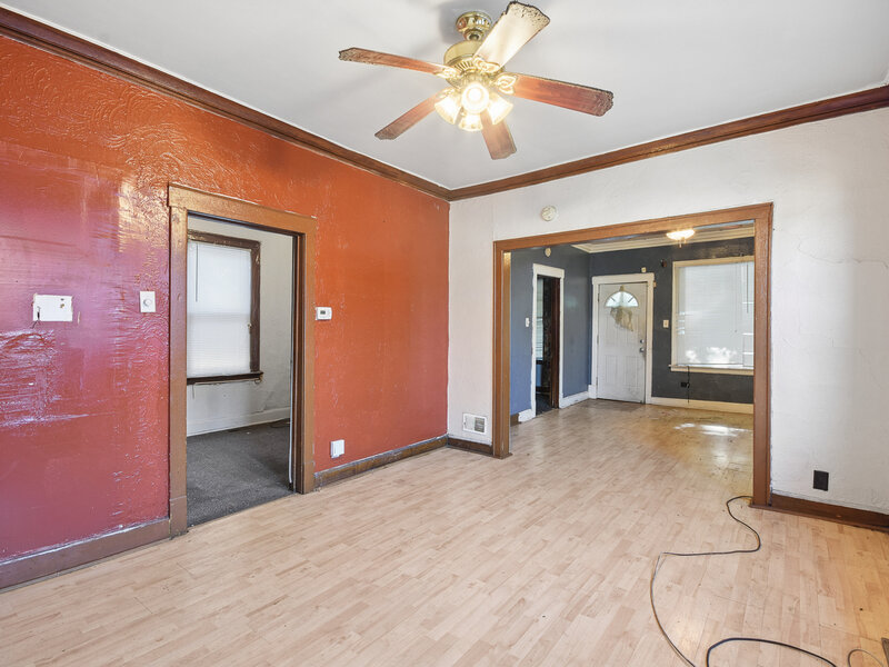 8918 S Woodlawn Avenue Chicago IL 60619