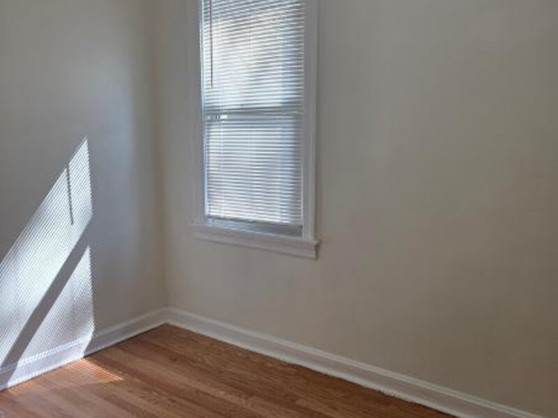 1643 W 35th Street Chicago IL 60609