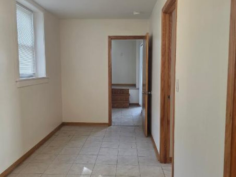 1643 W 35th Street Chicago IL 60609