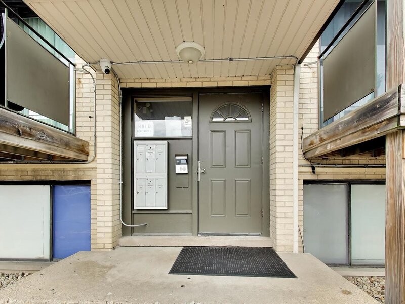 5101 N East River Road Chicago IL 60656