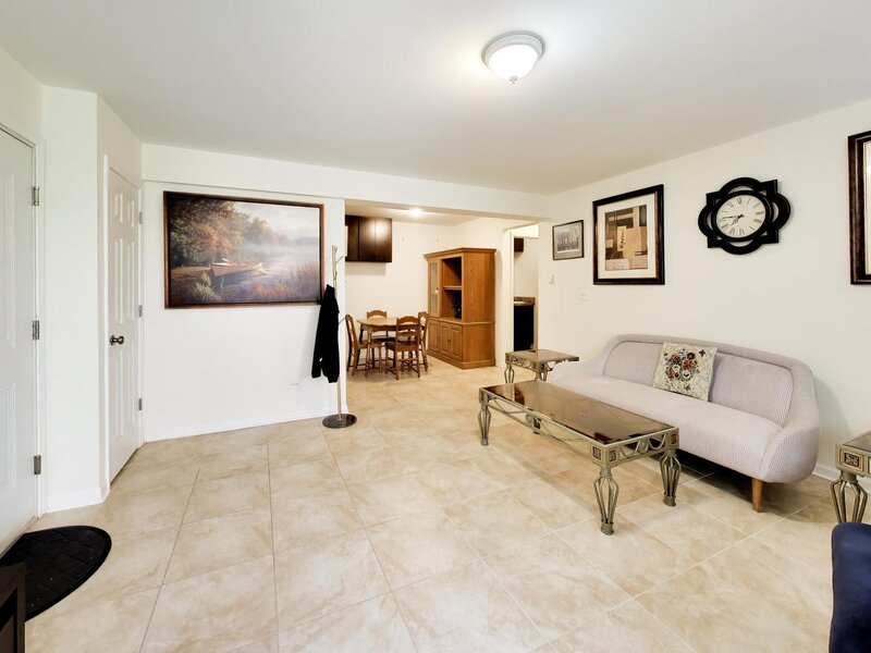 5101 N East River Road Chicago IL 60656