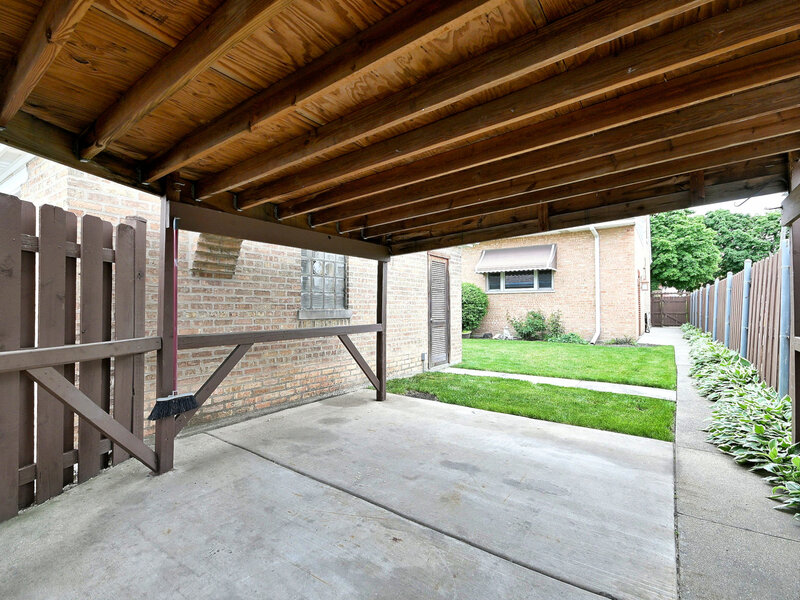 1620 N 73rd Court Elmwood Park IL 60707