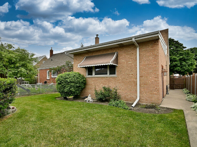 1620 N 73rd Court Elmwood Park IL 60707