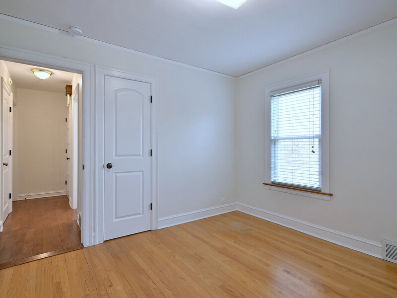 1620 N 73rd Court Elmwood Park IL 60707
