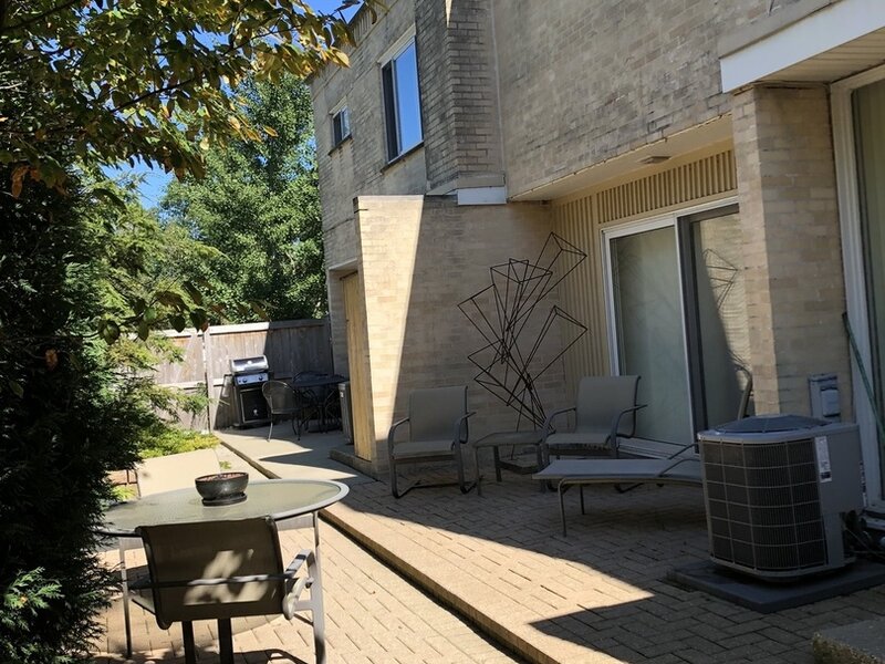 158 Green Bay Road Glencoe IL 60022