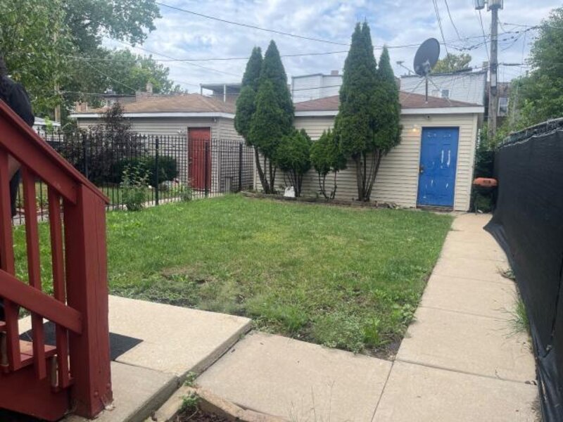 1610 S Saint Louis Avenue Chicago IL 60623