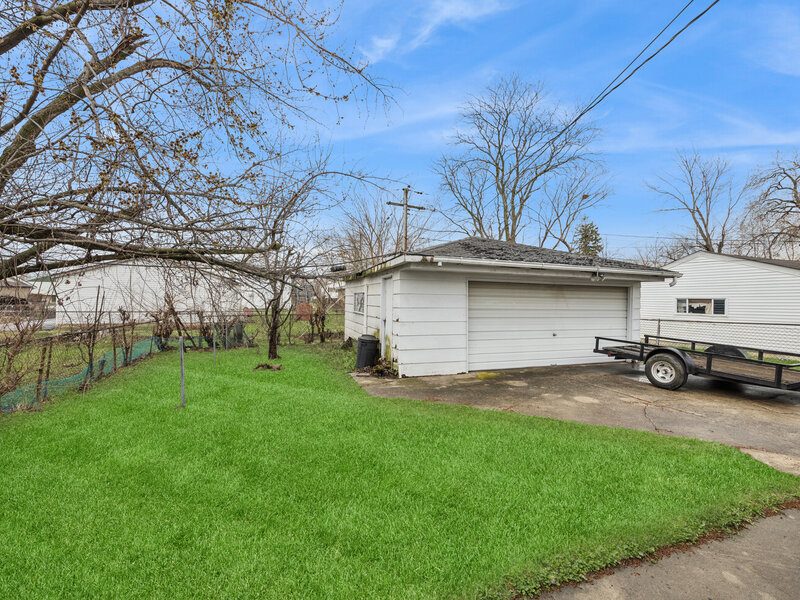 16323 Paulina Street Markham IL 60428