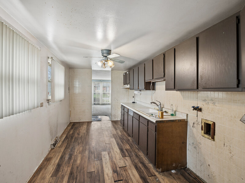 16323 Paulina Street Markham IL 60428