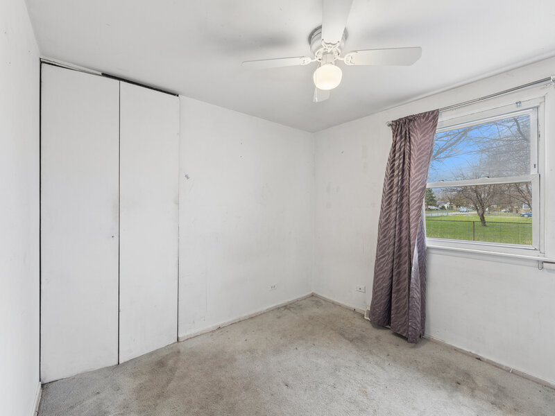 16323 Paulina Street Markham IL 60428