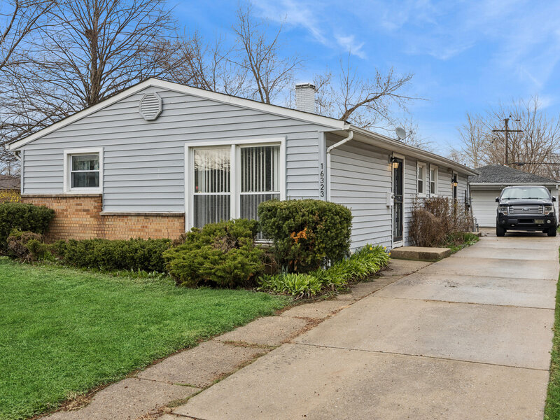 16323 Paulina Street Markham IL 60428