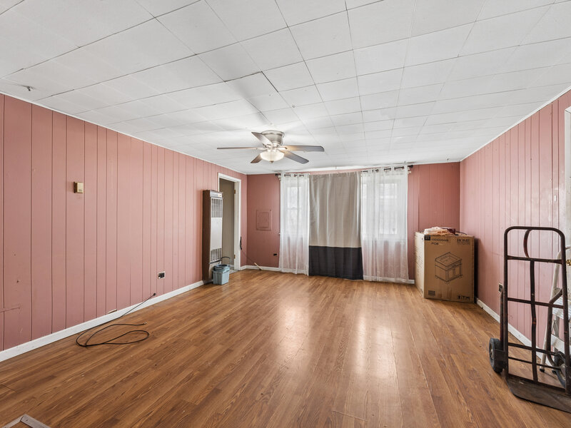 16323 Paulina Street Markham IL 60428
