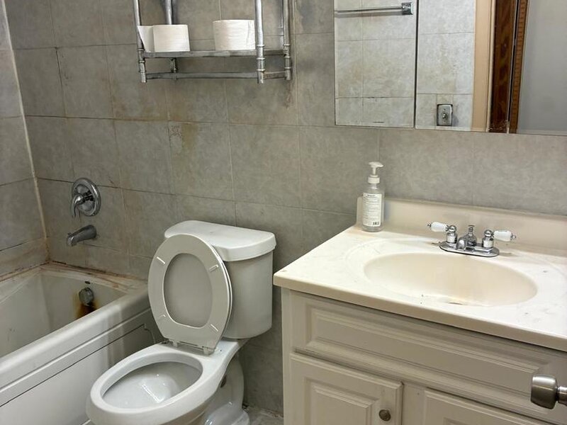 1428 W Fargo Avenue Chicago IL 60626