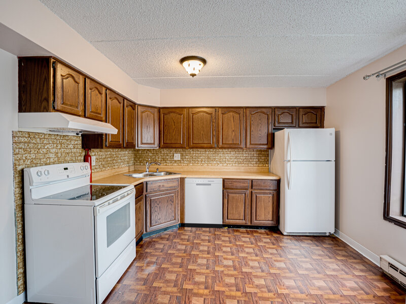 611 N Briar Hill Lane Addison IL 60101