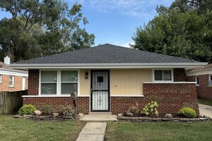Photo of 14621 Kenwood Avenue Dolton IL 60419