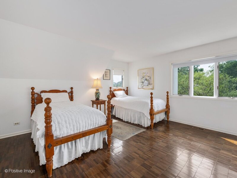 6024 Sedgley Court Burr Ridge IL 60527