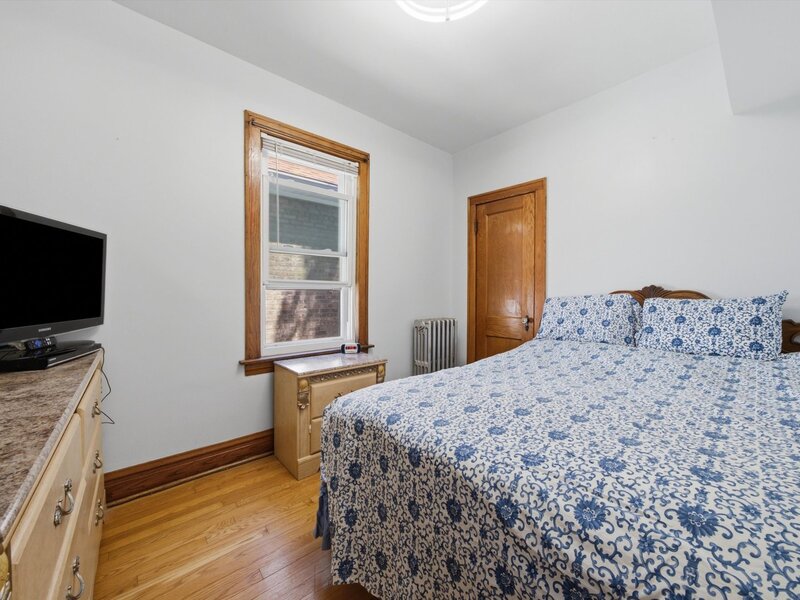 4846 S Tripp Avenue Chicago IL 60632
