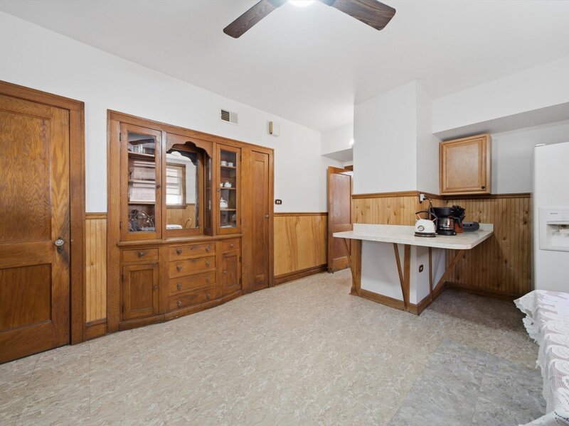 4846 S Tripp Avenue Chicago IL 60632