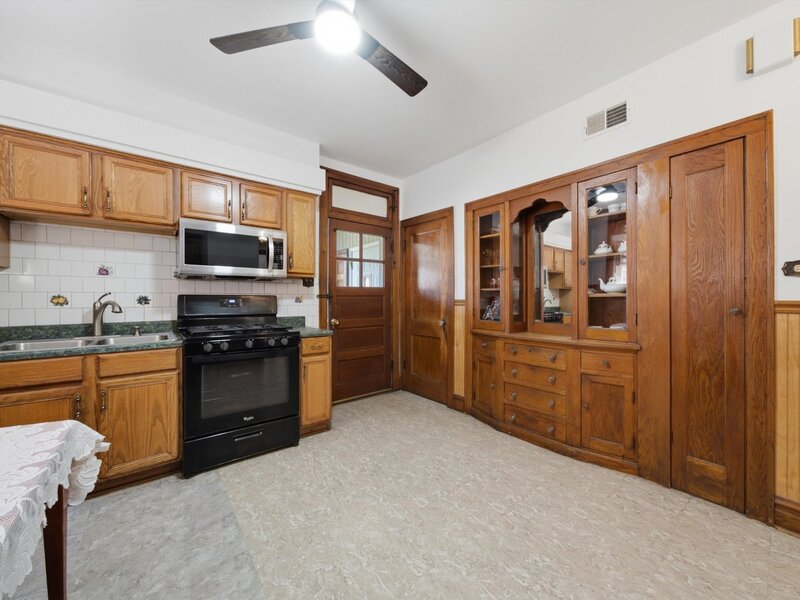 4846 S Tripp Avenue Chicago IL 60632