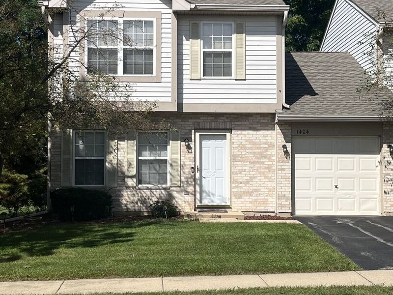 1404 W Split Oak Circle Round Lake Beach IL 60073