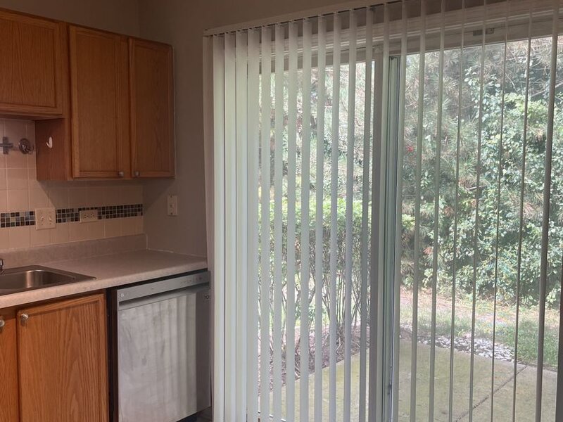 1404 W Split Oak Circle Round Lake Beach IL 60073