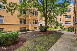 Photo of 3131 W Palmer Boulevard Chicago IL 60647