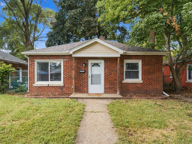 14828 Oak Street Dolton IL 60419