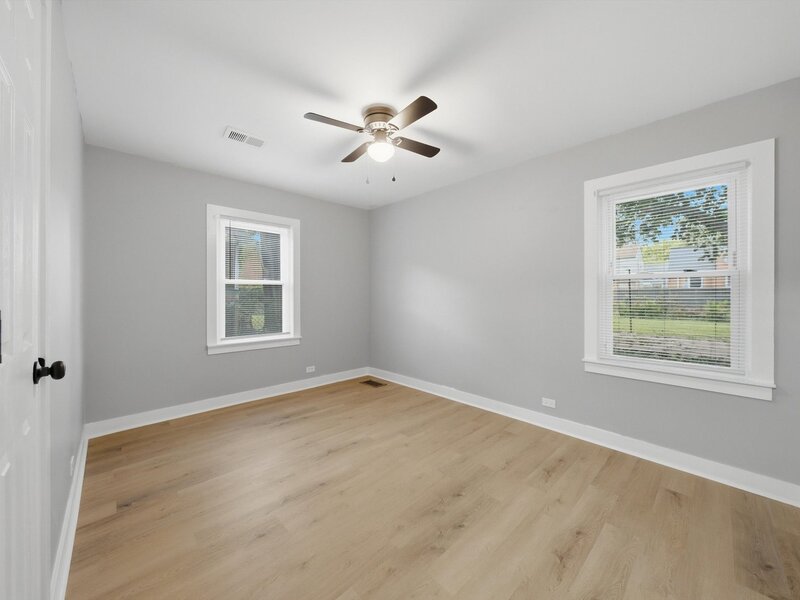 14828 Oak Street Dolton IL 60419