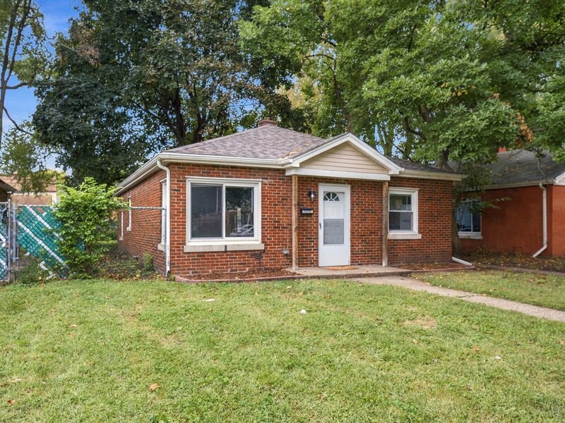 14828 Oak Street Dolton IL 60419