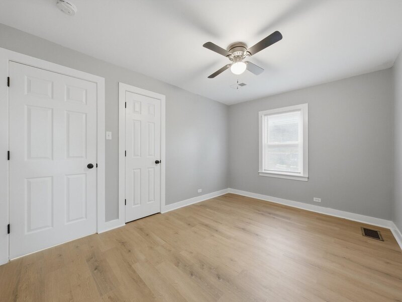 14828 Oak Street Dolton IL 60419