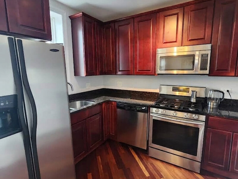 3335 W Belle Plaine Avenue Chicago IL 60618