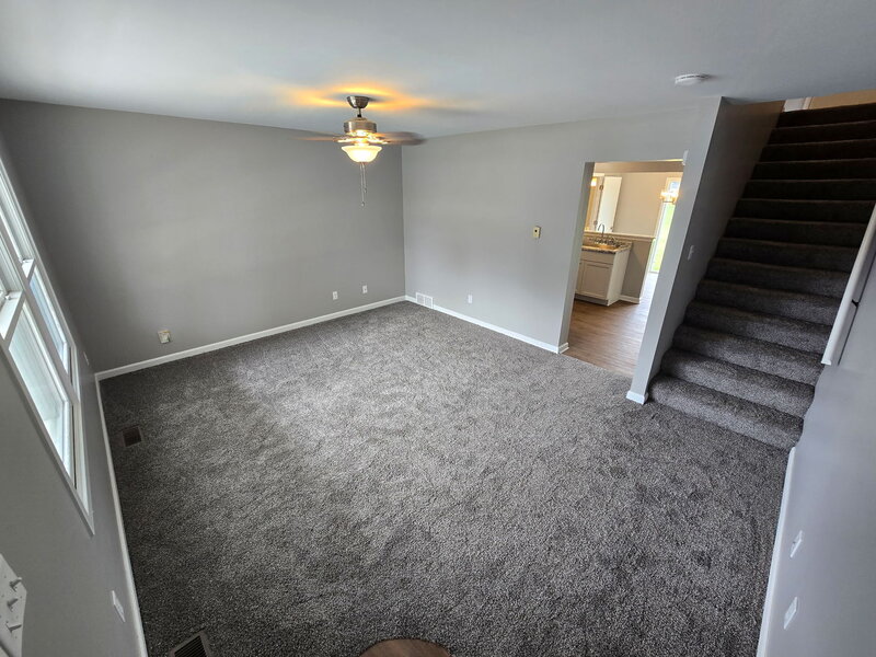 1463 Moluf Street Dekalb IL 60115