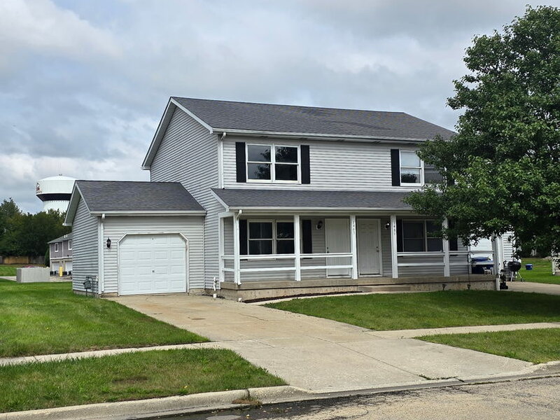 1463 Moluf Street Dekalb IL 60115