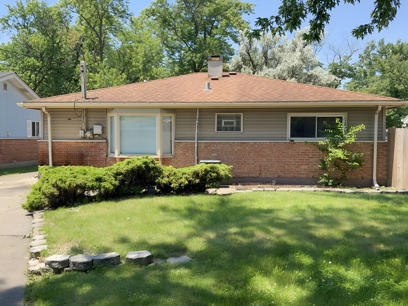 17331 Community Street Lansing IL 60438