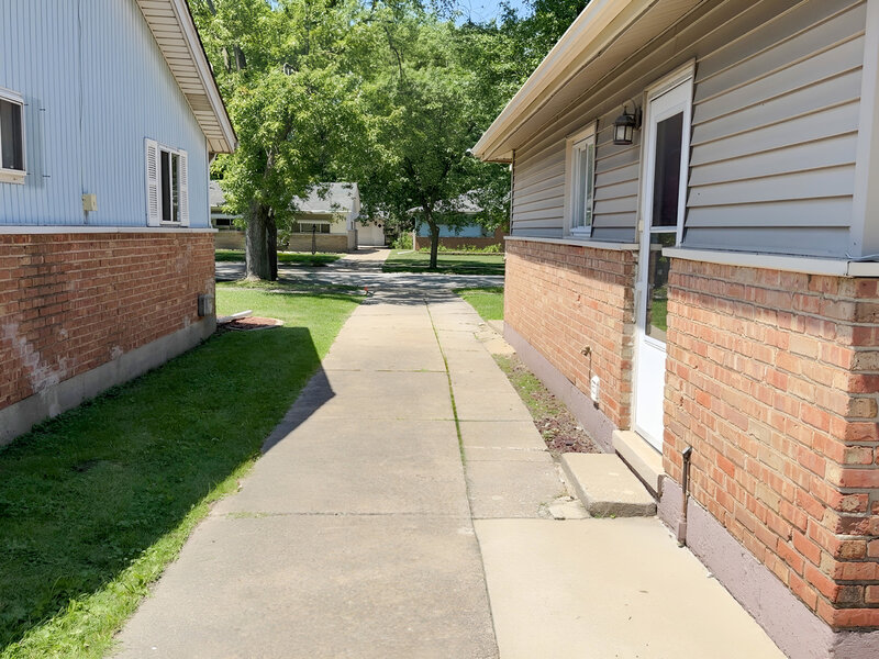 17331 Community Street Lansing IL 60438