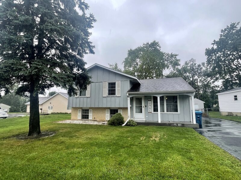 1578 Charles Drive Glendale Heights IL 60139