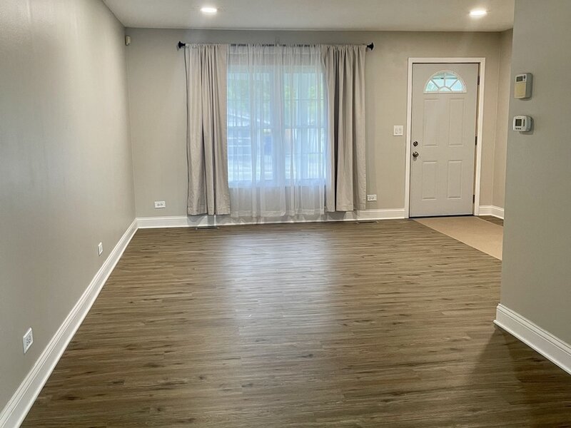 1578 Charles Drive Glendale Heights IL 60139