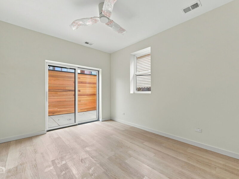 1118 W 19th Street Chicago IL 60608