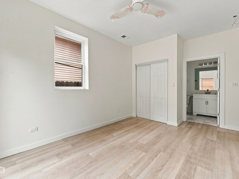1118 W 19th Street Chicago IL 60608