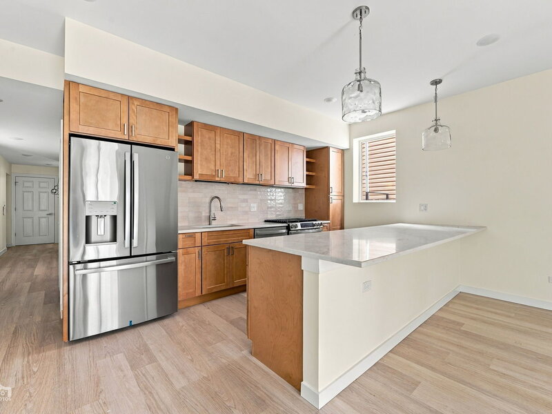 1118 W 19th Street Chicago IL 60608