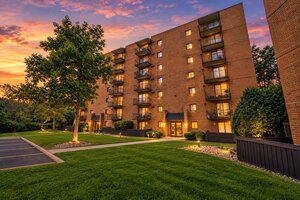 Photo of 6040 Lake Bluff Drive Tinley Park IL 60477 Unit 202