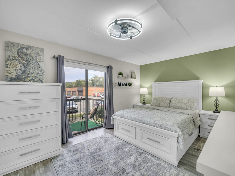 6040 Lake Bluff Drive Tinley Park IL 60477