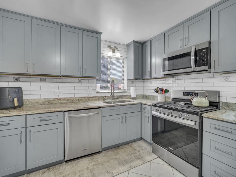 6040 Lake Bluff Drive Tinley Park IL 60477
