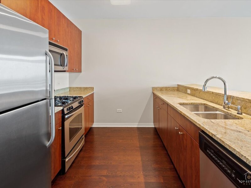 757 N Orleans Street Chicago IL 60654