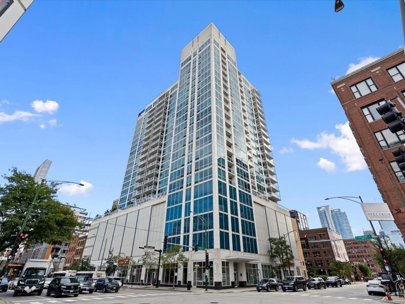757 N Orleans Street Chicago IL 60654