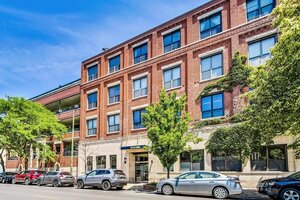 Photo of 2525 N Sheffield Avenue Chicago IL 60614 Unit 3E
